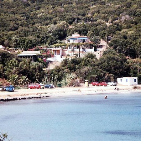 Villa Errieta Atheras Luaran gambar