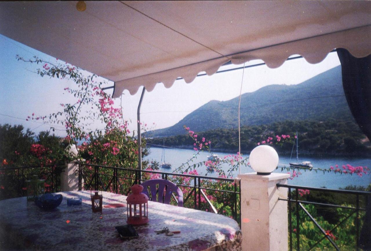 Villa Errieta Atheras Luaran gambar