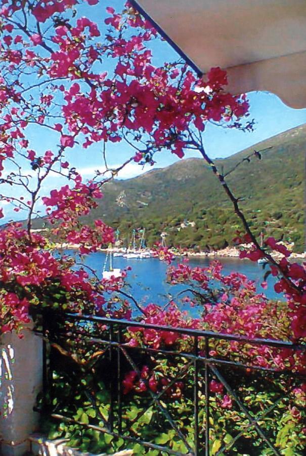 Villa Errieta Atheras Luaran gambar