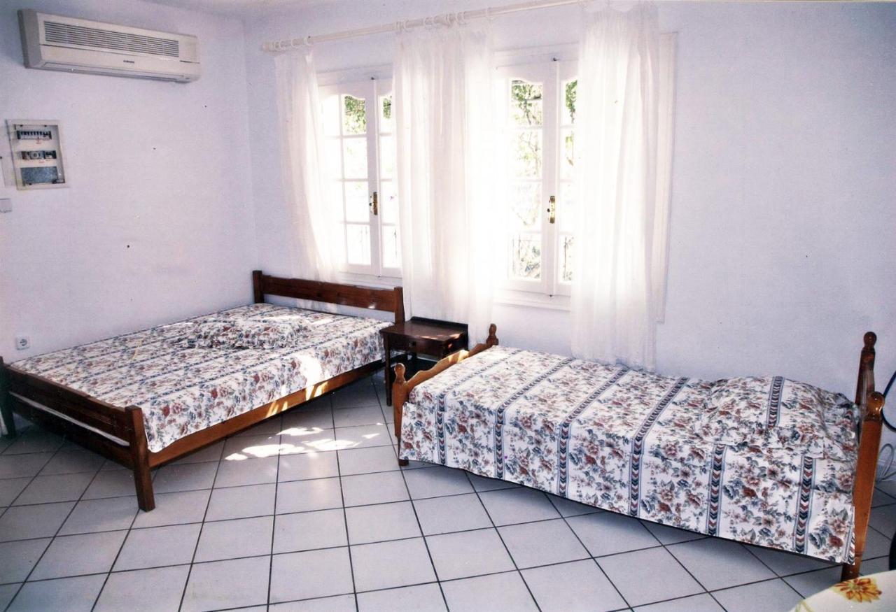 Villa Errieta Atheras Luaran gambar